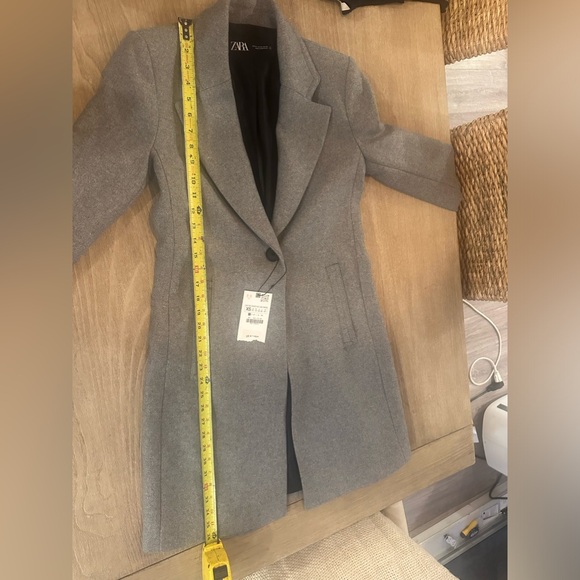 ZARA FELT TEXTURE COAT
GRAY SIZE XS - Picture 8 of 8